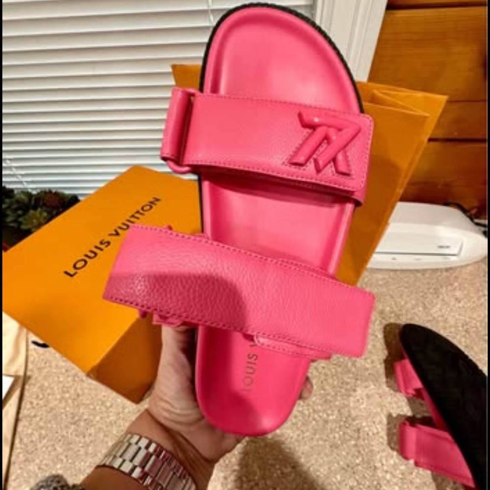 Louis Vuitton Black Rubber Sole Slide - Picture 10 of 17
